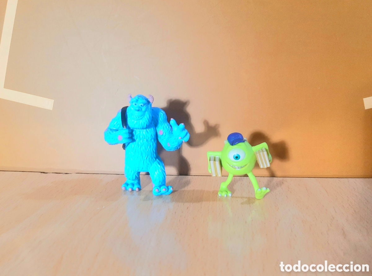Figuras de goma y PVC: Lote Figura DE Monstruos S.A Disney