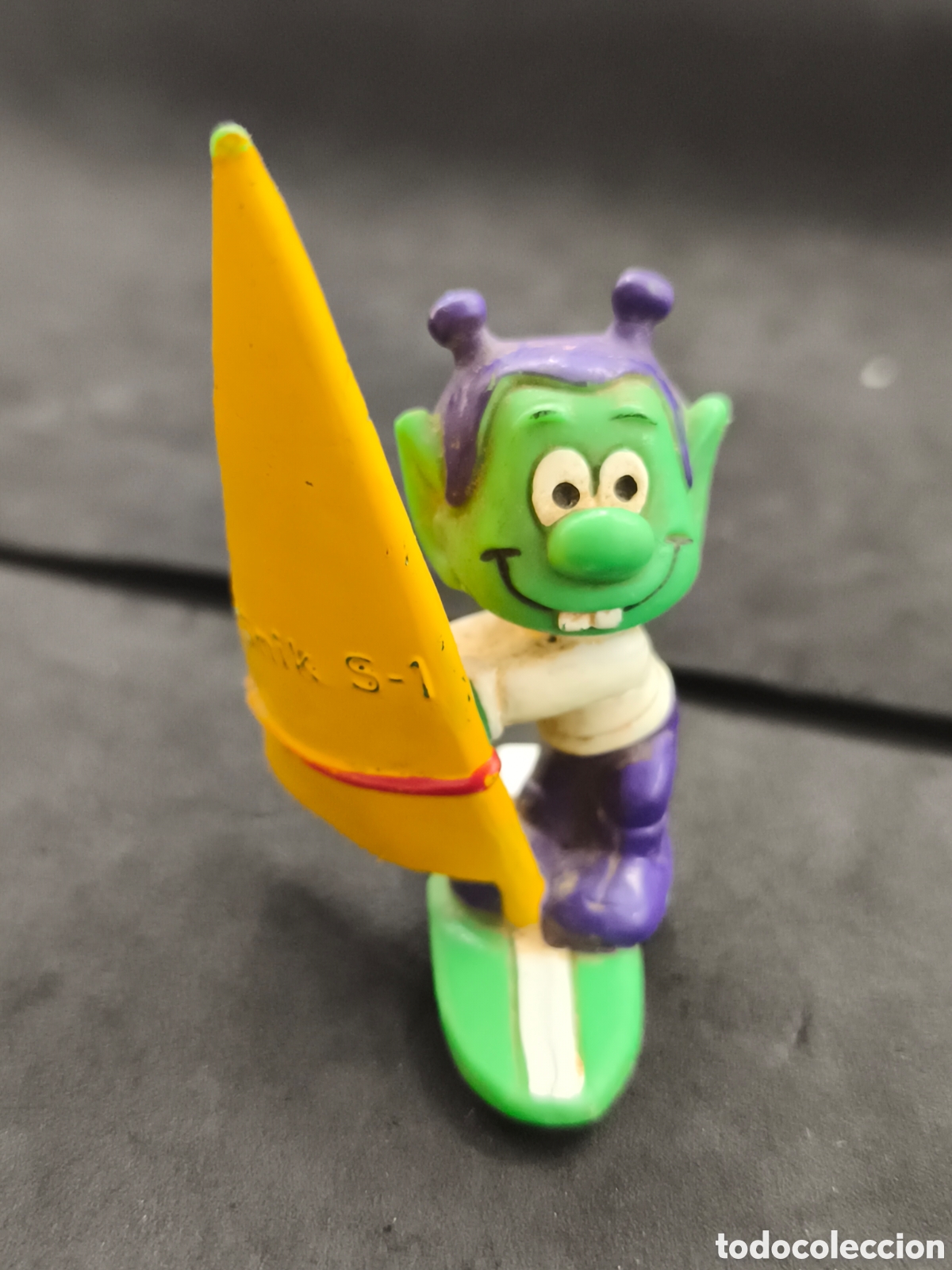 Figuras de Borracha e PVC: ASTROSNIKS ASTRO SNIKS VELA SURF SURFERO - FIGURA GOMA PVC - BULLY GERMANY