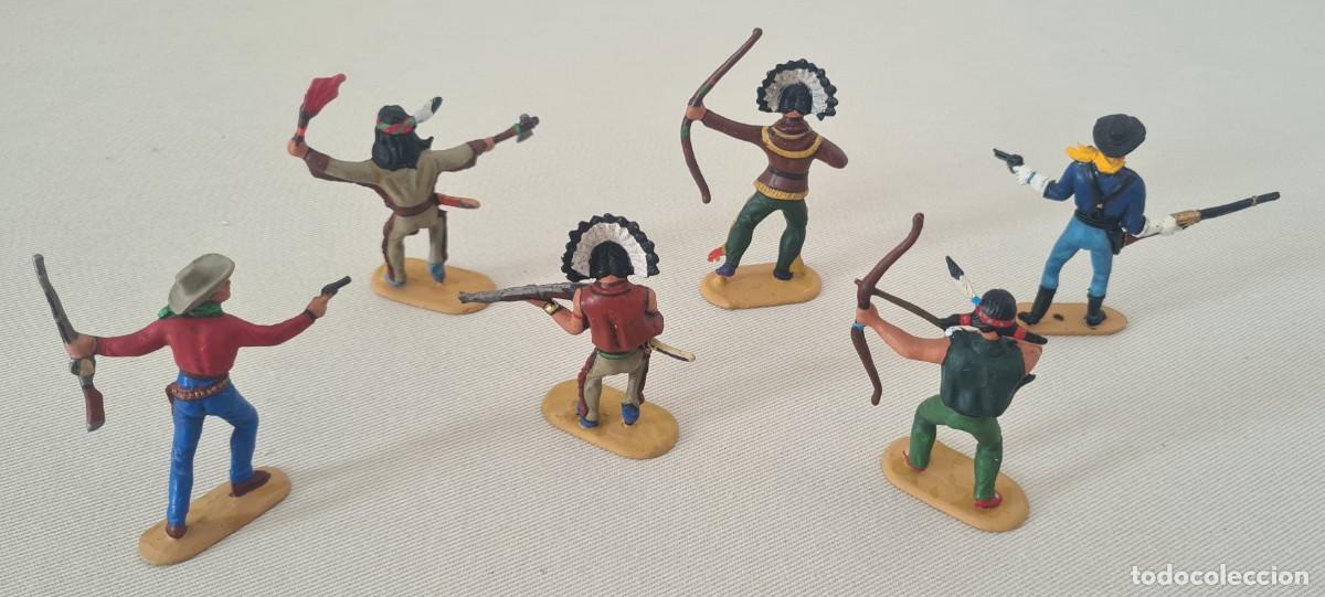 Figuras de goma y PVC: 1/32 LOTE DE 6 INDIOS Y VAQUEROS PINTADOS EN PL&Aacute;STICO - Foto 2