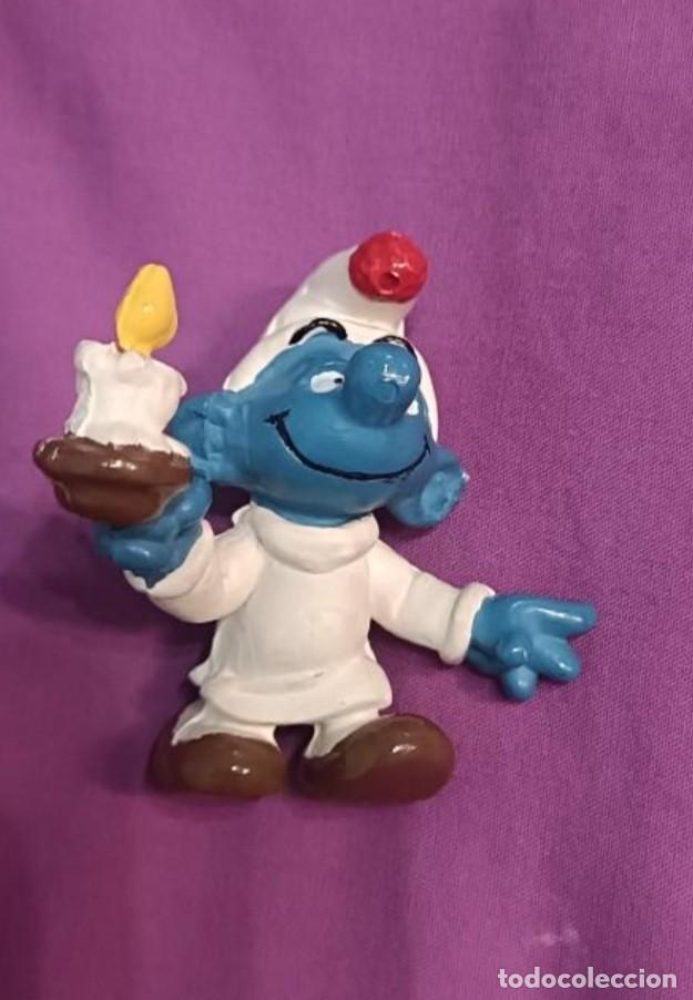 Figuras de goma y PVC: Pitufo con vela schleich