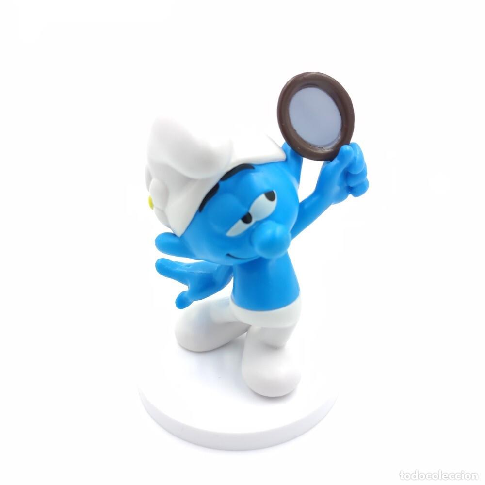Figuras de goma y PVC: LOS PITUFOS: PITUFO VANIDOSO CON BASE CIRCULAR - 7,5 CM. - SBABAM- COMO NUEVO