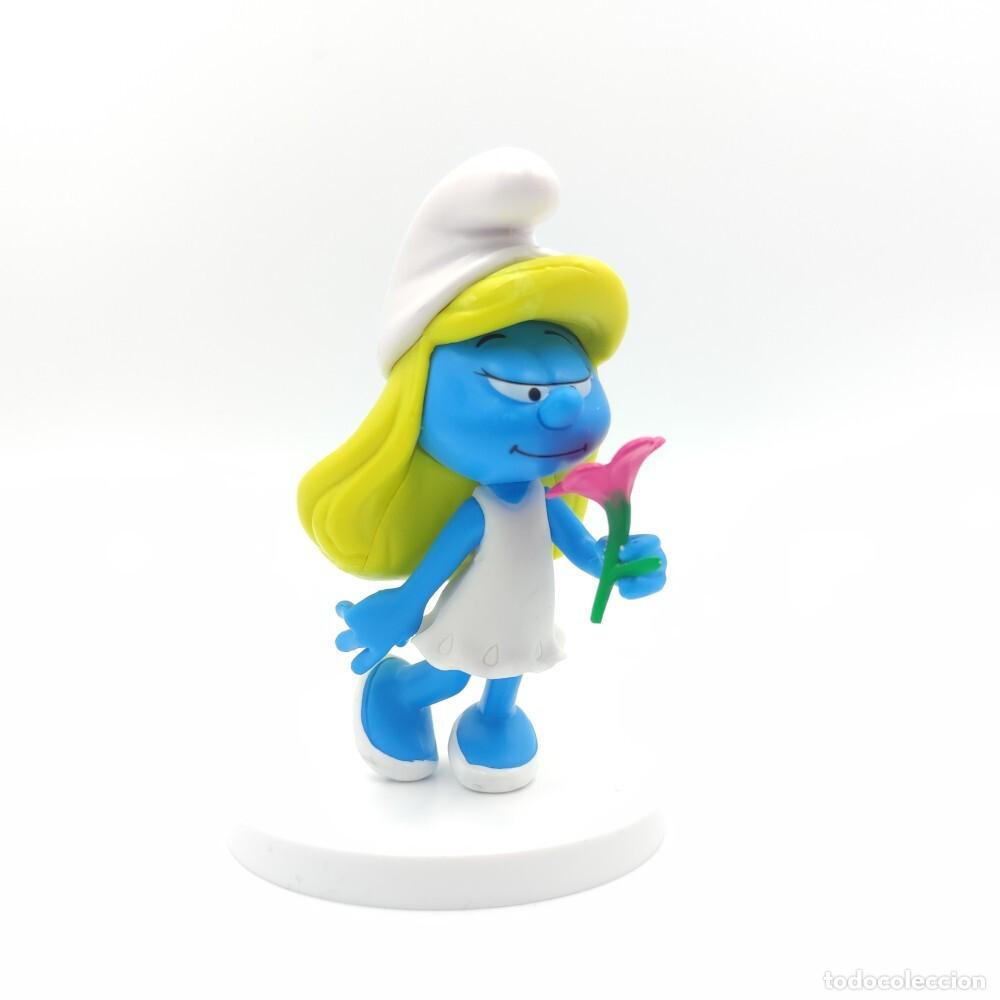 Figuras de goma y PVC: LOS PITUFOS: PITUFINA CON BASE CIRCULAR - 7,5 CM. - SBABAM- COMO NUEVO
