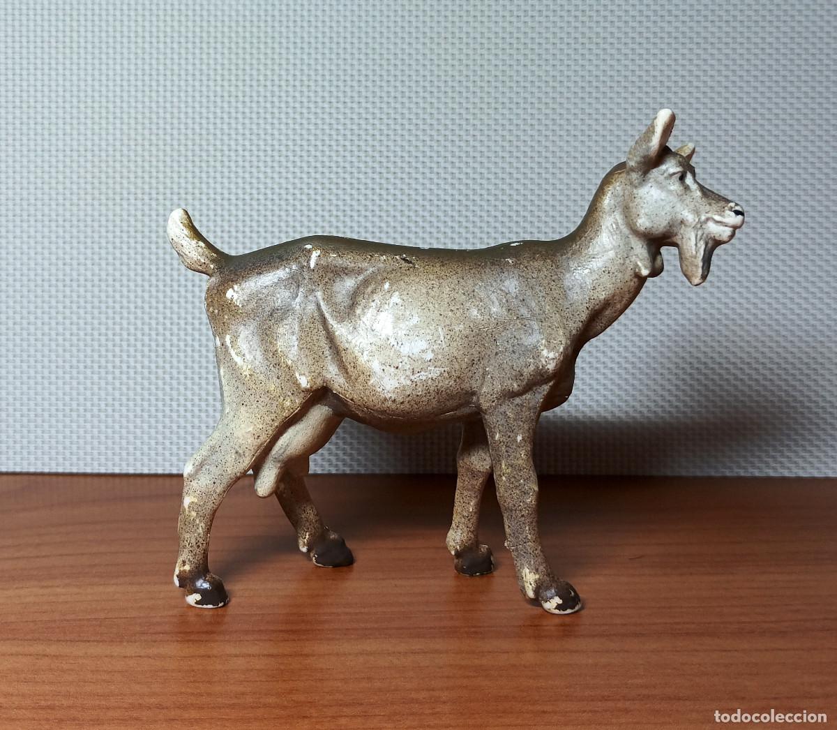 Figuras de goma y PVC: Figura Schleich - Cabra dom&eacute;stica - Ref. 13102 Variante gris - A&ntilde;o 1993 a 2001 - Descatalogada
