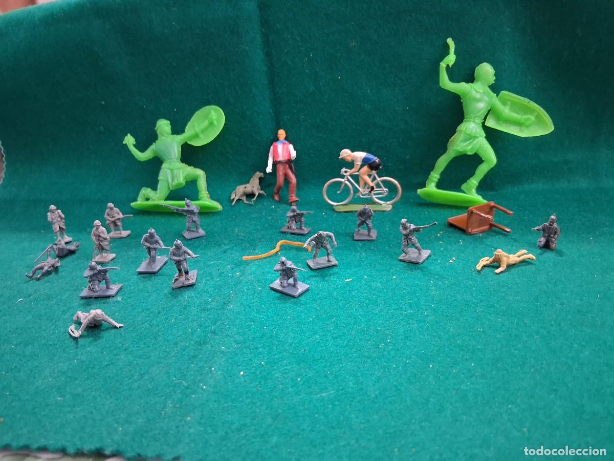 Figuras de goma y PVC: OFERTA FIGURAS LIQUIDACION - Foto 1