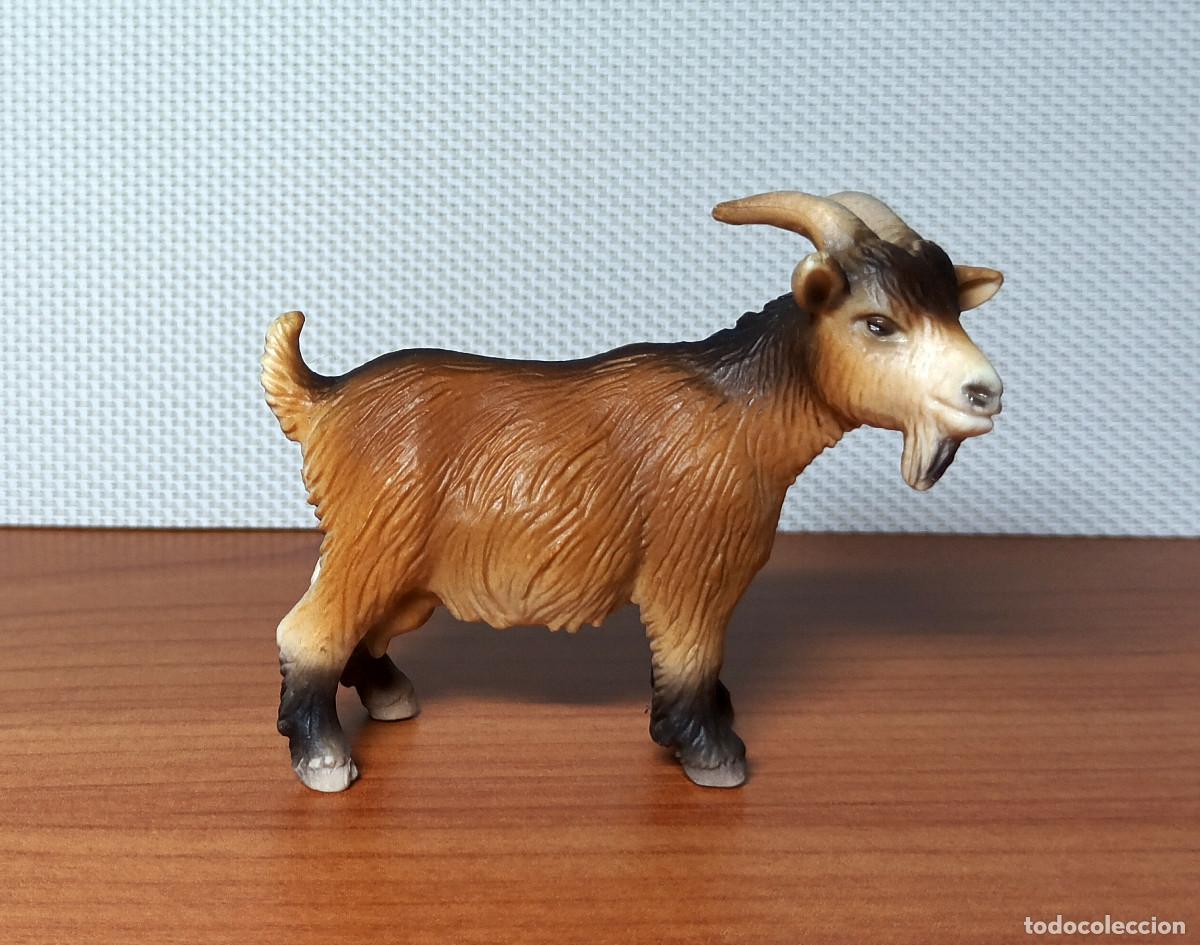 Figuras de goma y PVC: Figura Schleich - Cabra enana - Ref. 13601 - A&ntilde;o 2005 a 2011 - Descatalogada