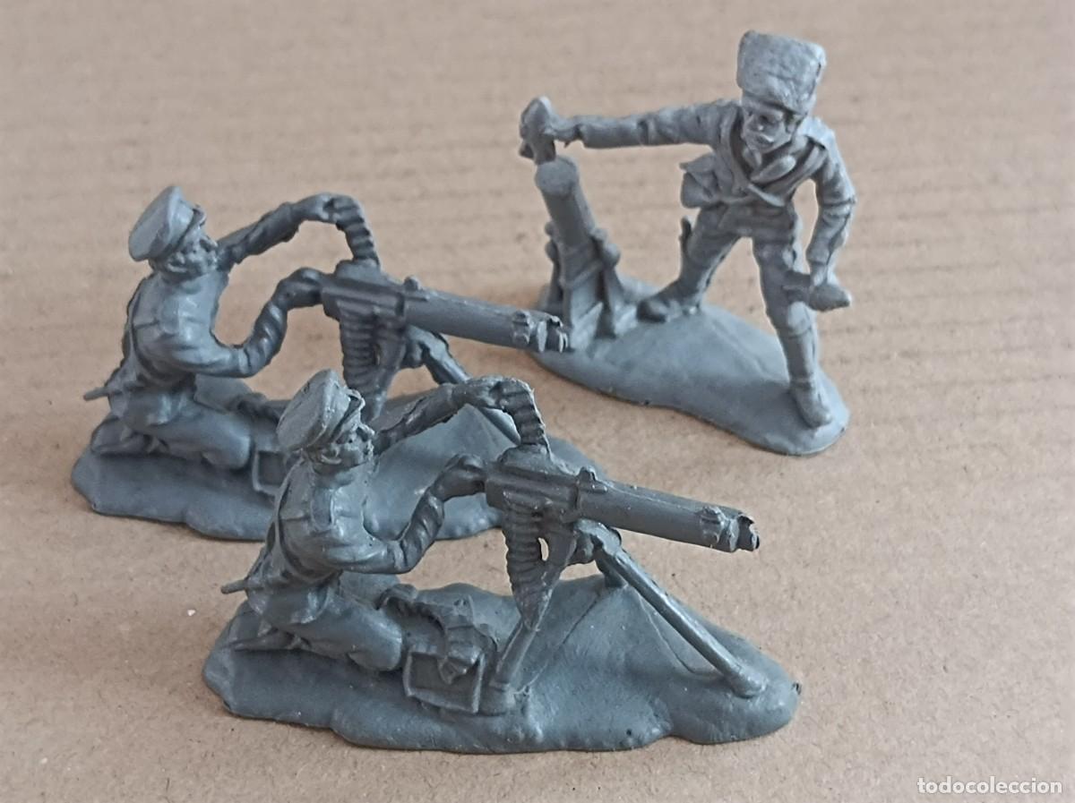 Figuras de goma y PVC: FIGURAS DE PL&Aacute;STICO FABRICANTE ATLANTIC 1:32 - REVOLUCI&Oacute;N RUSA