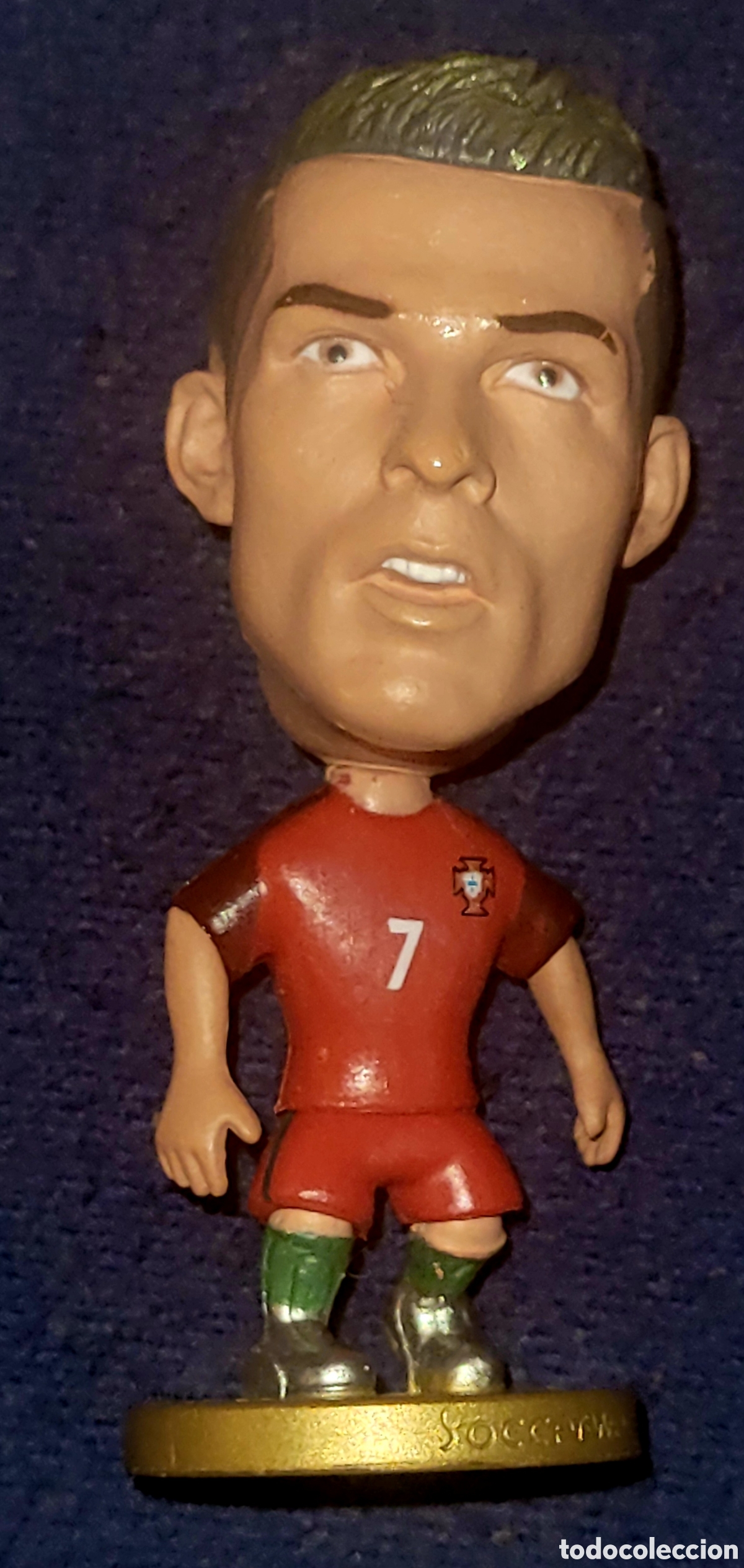 Figuras de goma y PVC: Bonita figura pvc goma de Cristiano Ronaldo camiseta Portugal marca Soccerwe