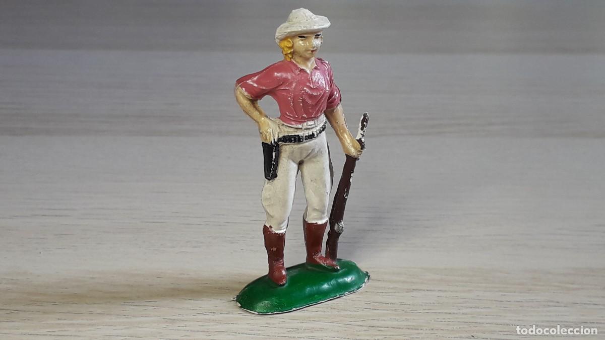 Figuras de goma y PVC: Cazadora Exploradora Safari &Aacute;frica, fabricada en goma, Pech PH Spain, original a&ntilde;os 50-60.