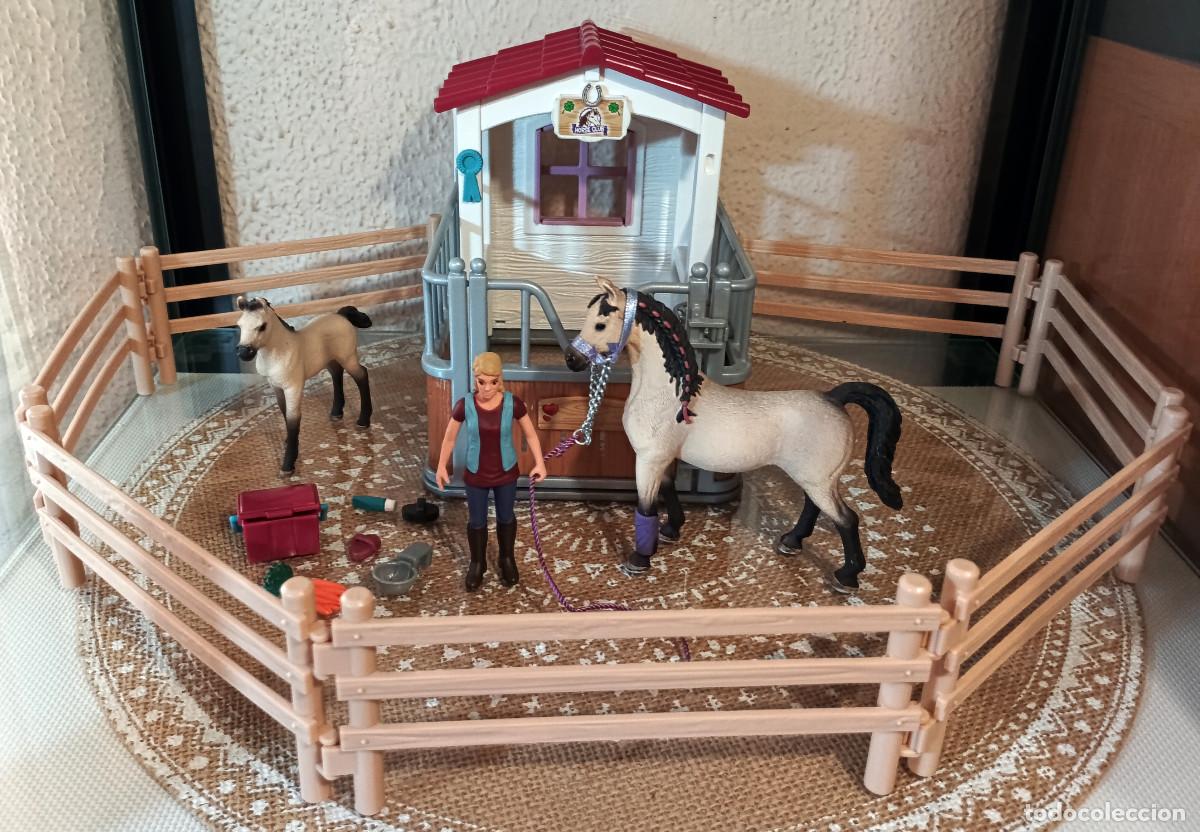 Figuras de goma y PVC: Set Schleich Horse Club 42369 - Box con Caballos &Aacute;rabes - A&ntilde;o 2017 a 2021 - Descatalogado