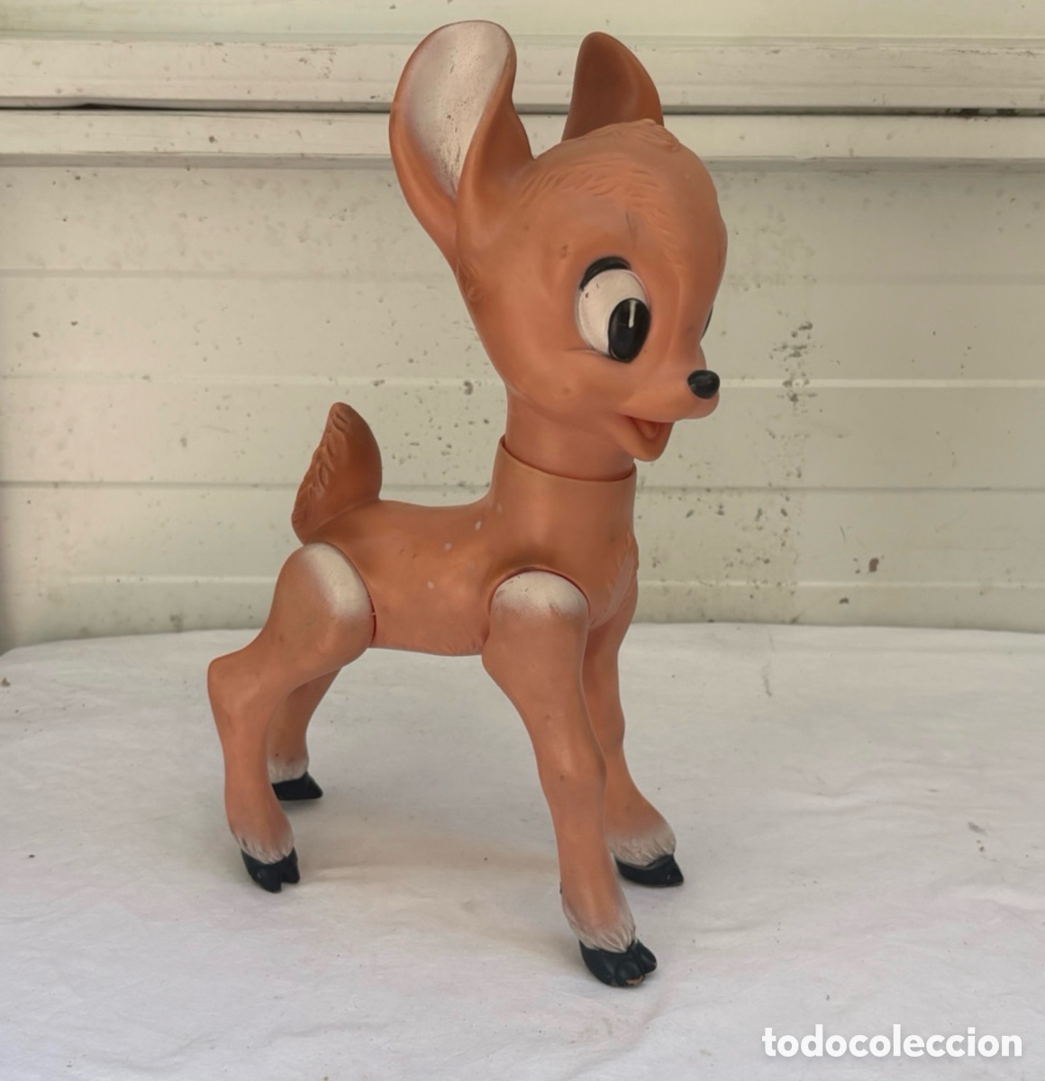 Figuras de goma y PVC: Ciervo Bambi vintage de goma PVC &ndash; Figura articulada Disney