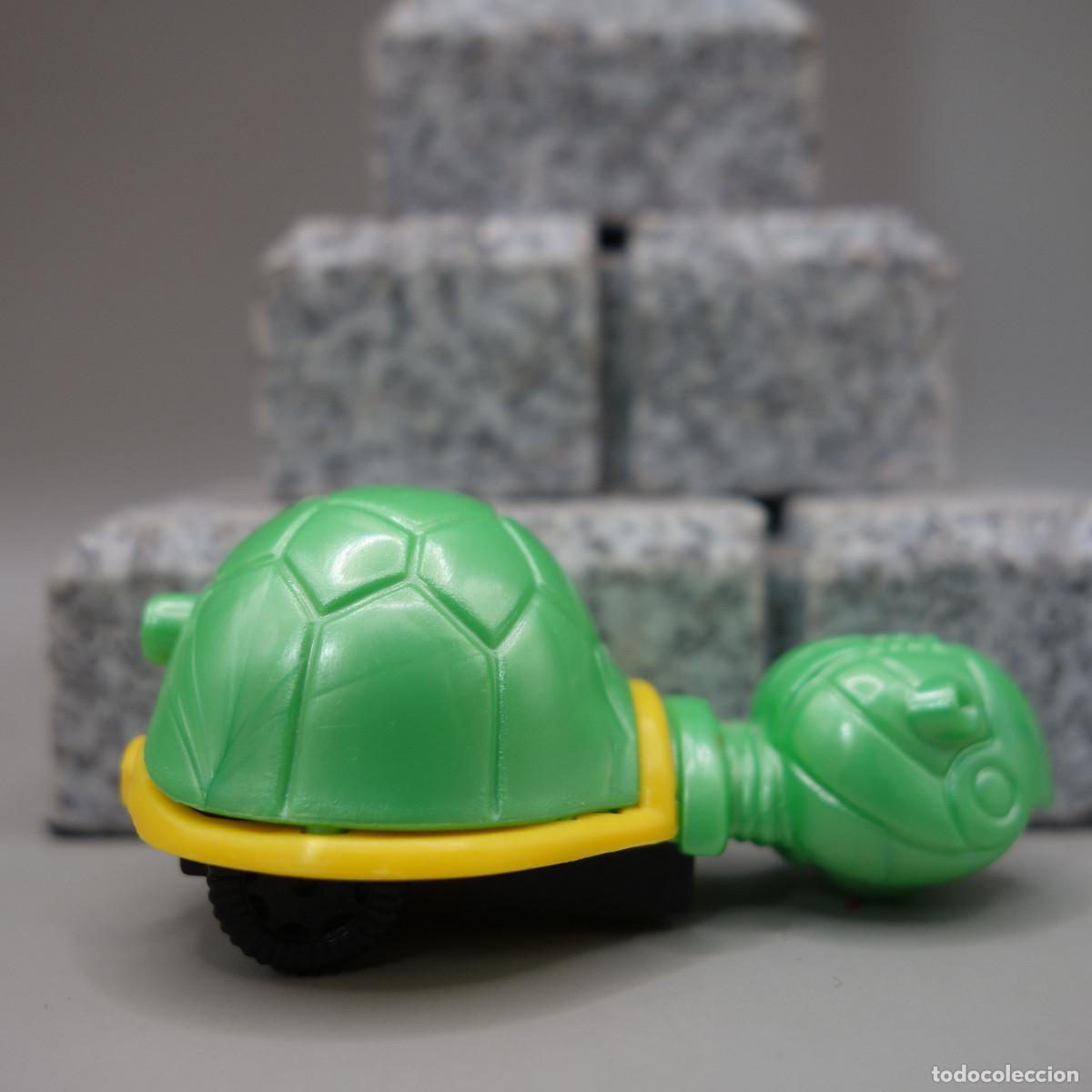 Figuras de goma Kinder: FIGURA TORTUGA KINDER SORPRESA