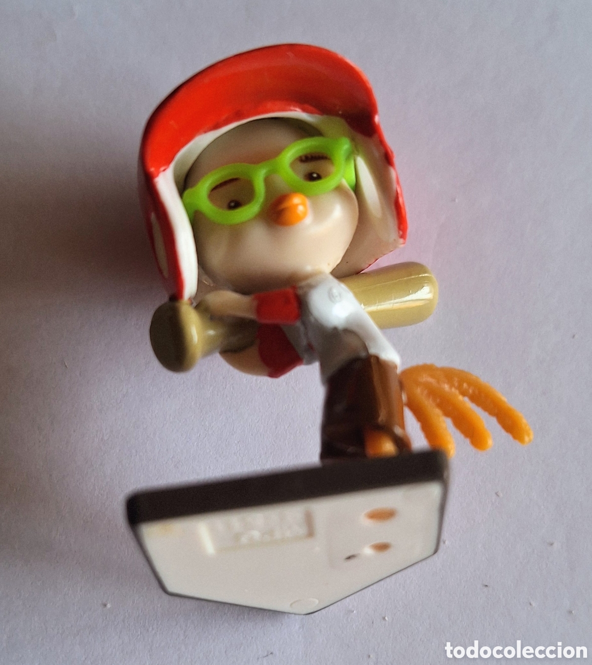 Figuras de goma Kinder: Kinder Sorpresa Chicken Little - Pollito