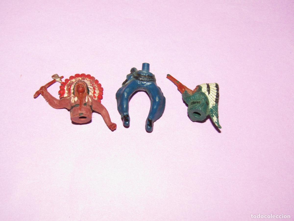 Figuras de goma y PVC: Antiguo Vaquero Cow Boy e Indios Desmontables en Goma Pintada de GAMA