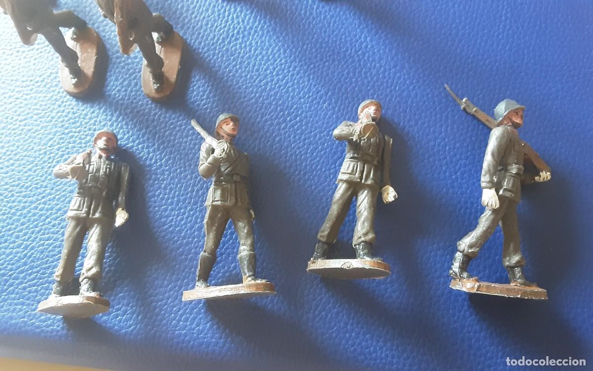 Figuras de goma y PVC: Teixido desfile infanter&iacute;a - Foto 3