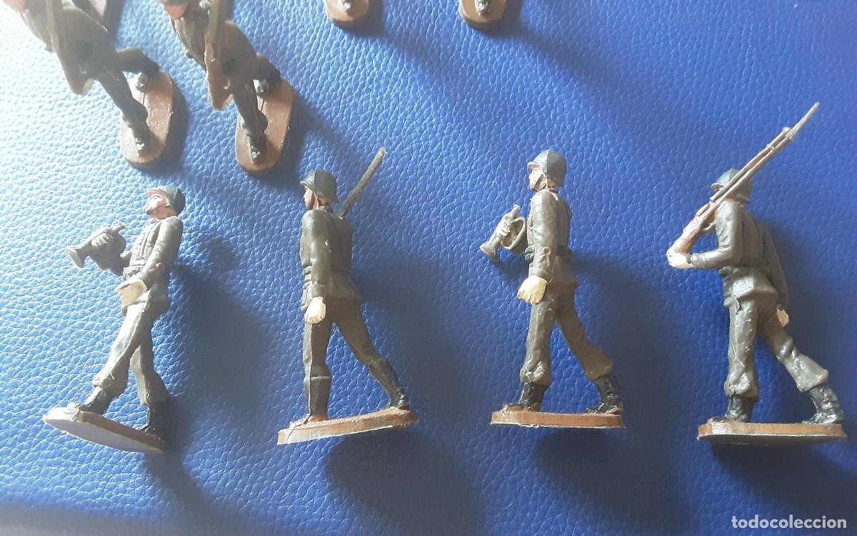Figuras de goma y PVC: Teixido desfile infanter&iacute;a - Foto 4