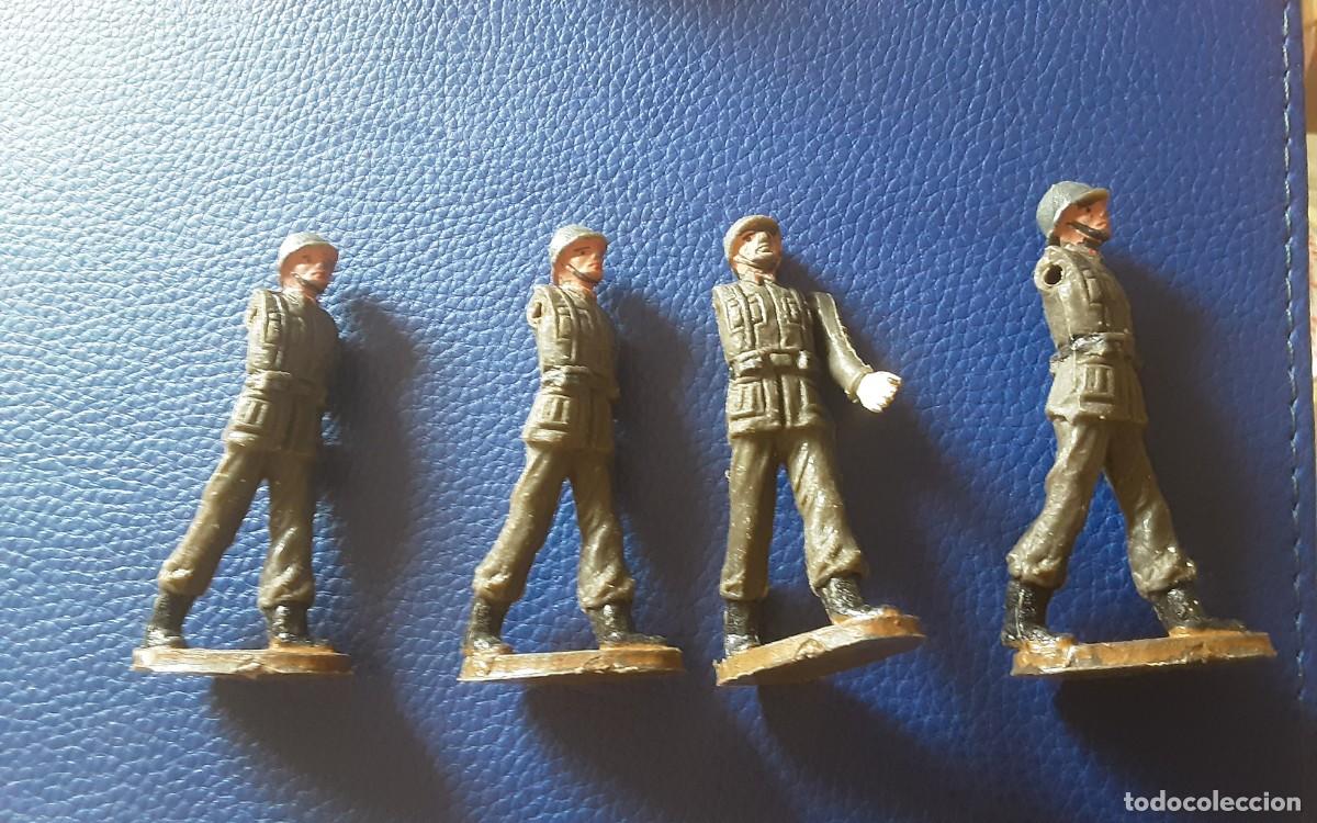 Figuras de goma y PVC: Teixido desfile infanter&iacute;a - Foto 7
