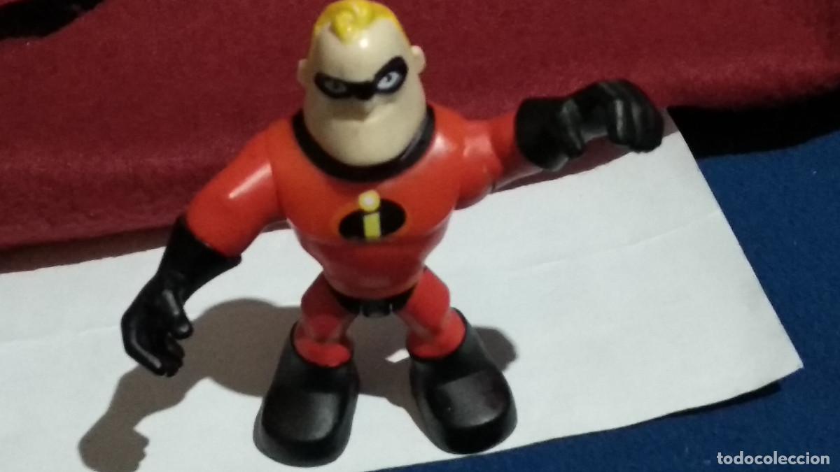 Figuras de goma y PVC: Bob Parr, Mr. Incre&iacute;ble de Los Incre&iacute;bles de Pixar FIGURA ARTICULADA MU&Ntilde;ECO 7 CM