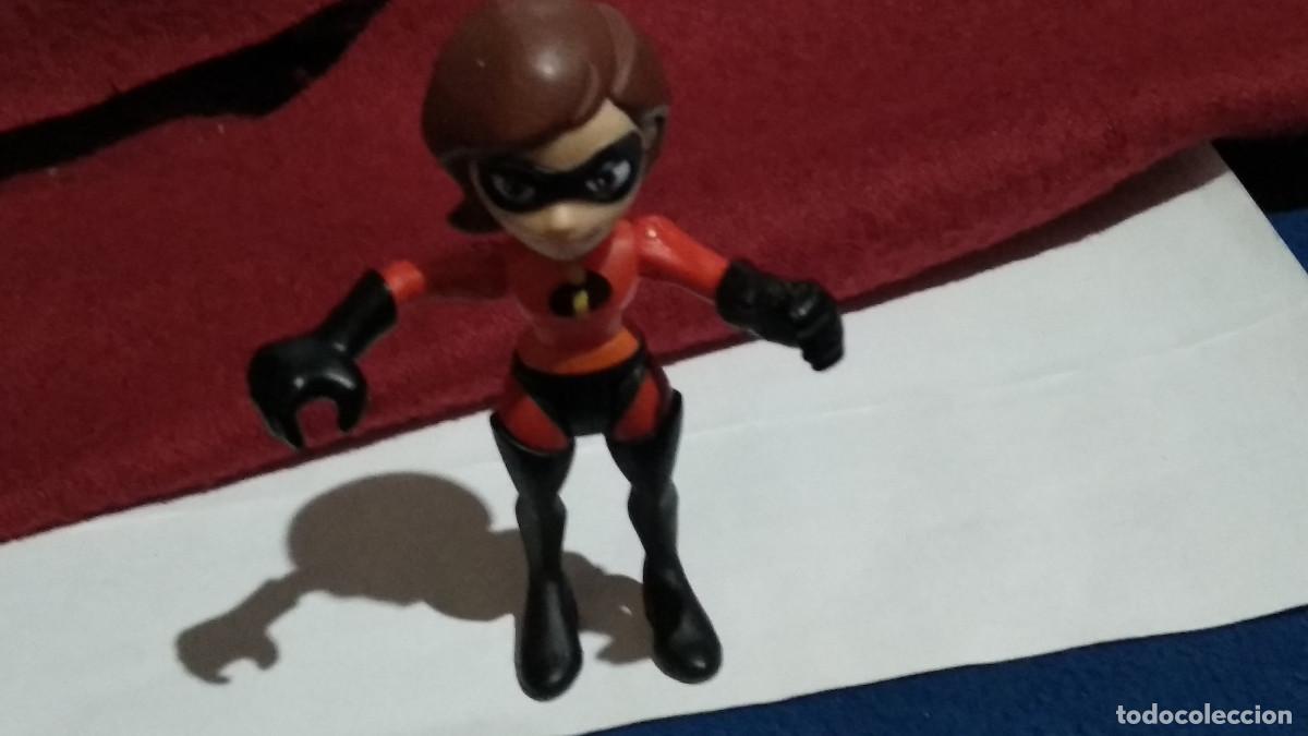 Figuras de goma y PVC: HELEN PARR Los Incre&iacute;bles de Pixar FIGURA ARTICULADA MU&Ntilde;ECO 7 CM