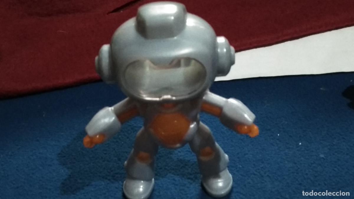 Figuras de goma y PVC: ROBOT , 9 CMS - FIGURA MU&Ntilde;ECO MCDONALD'S MCDONALD MCDONALDS
