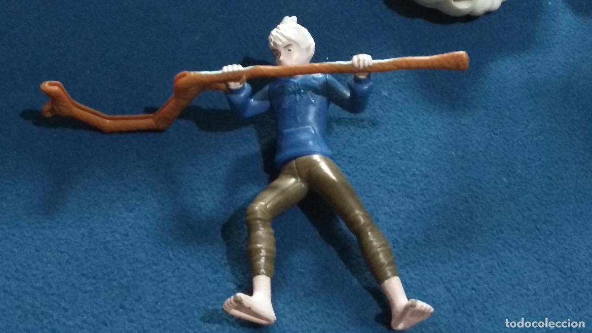 Figuras de goma y PVC: JACK FROST / EL ORIGEN DE LOS GUARDIANES - FIGURA MU&Ntilde;ECO MCDONALD'S MCDONALD MCDONALDS