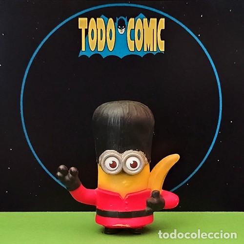 Figuras de goma y PVC: Minion Guardia Real Brit&aacute;nico / McDonalds 2019