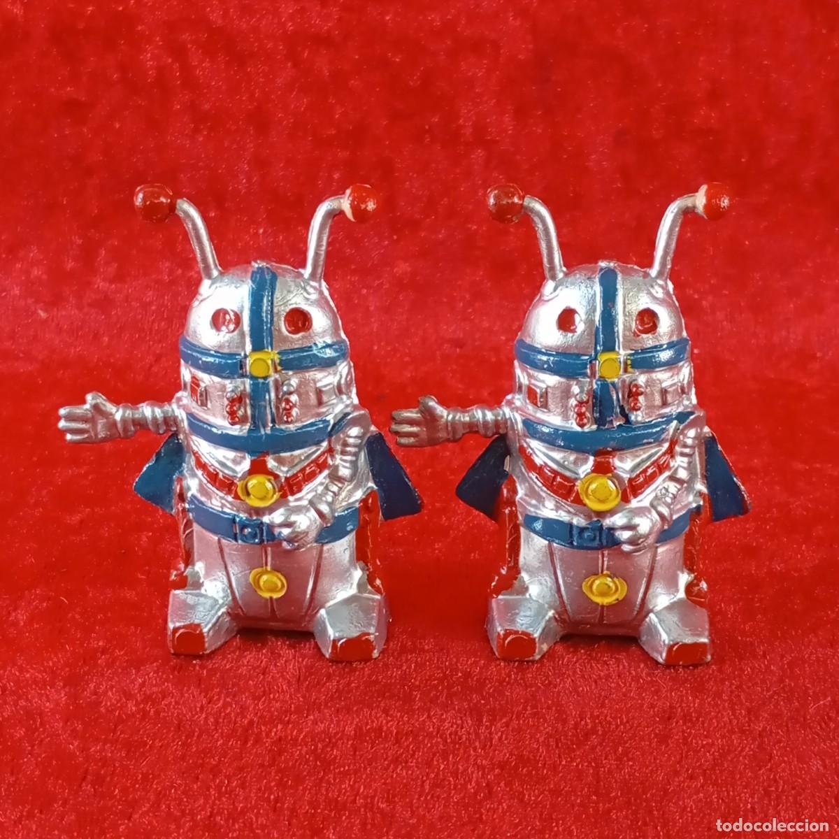 Figuras de goma y PVC: LOTE 2 FIGURES DE PVC - ANTIGUO ROBOT DE CUERDA - PERDIDOS EN EL ESPACIO - 7 X 5,5 CM / 2058
