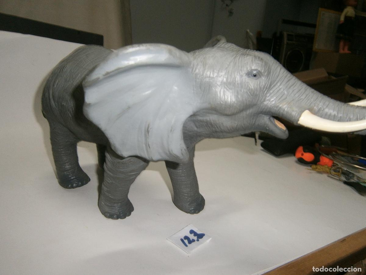 Figuras de goma y PVC: ANTIGUA FIGURA DE ELEFANTE GRAN TAMA&Ntilde;O