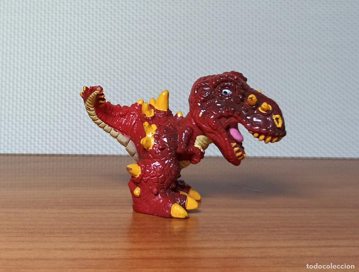 Figuras de goma y PVC: Figura de Gigantirex (T-Rex Rojo / Drag&oacute;n de Combate) - Dinofroz (Giochi Preziosi) - A&ntilde;o 2012