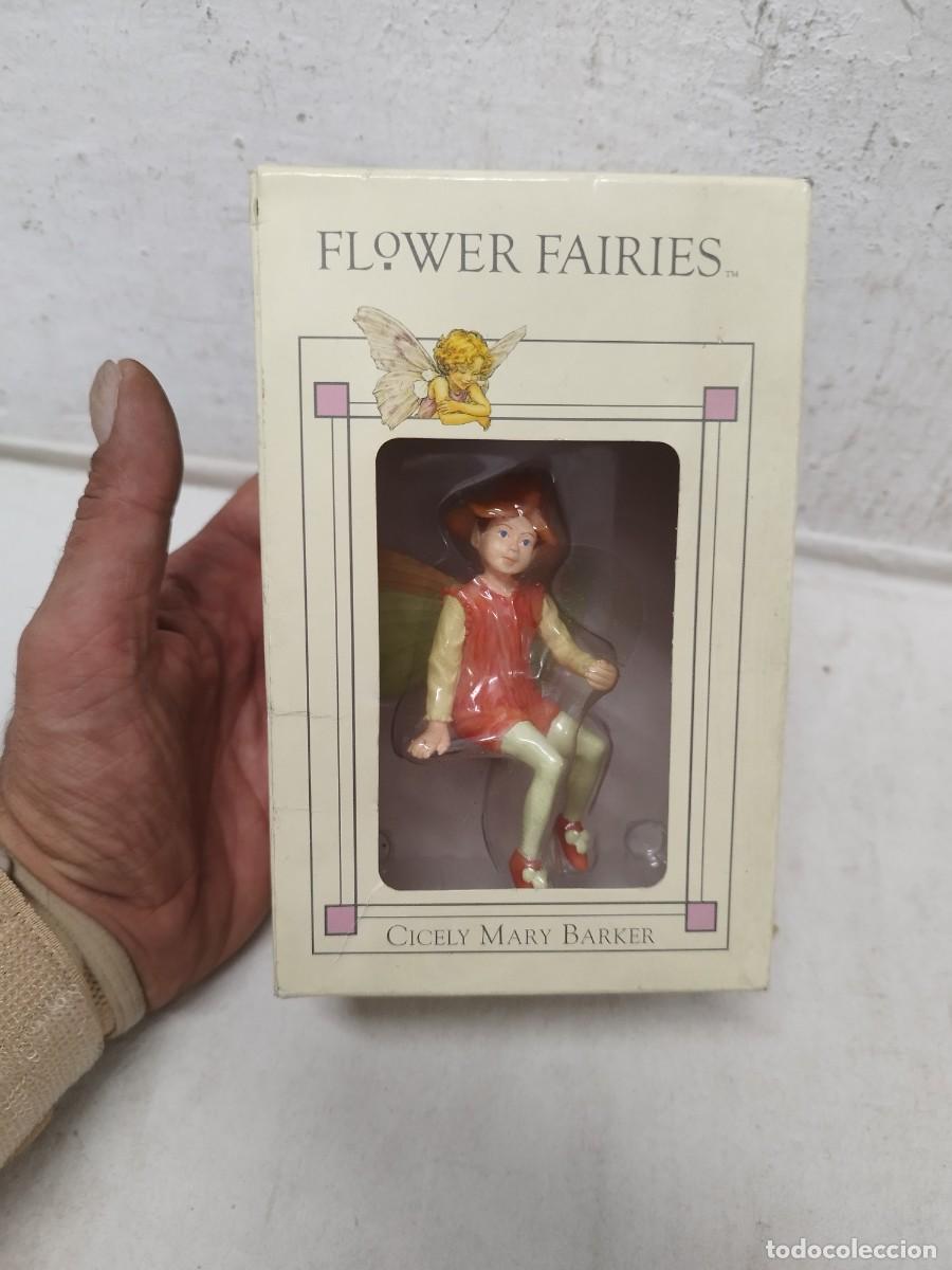 Figuras de goma y PVC: Figura de una hada de las flores, Cicely Mary Barker.