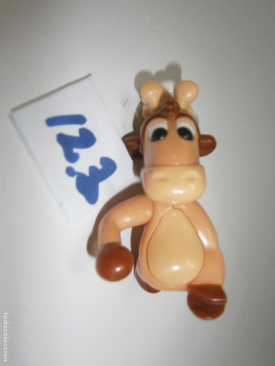 Figuras de goma y PVC: FIGURA DE GOMA O PVC - JIRAFA???