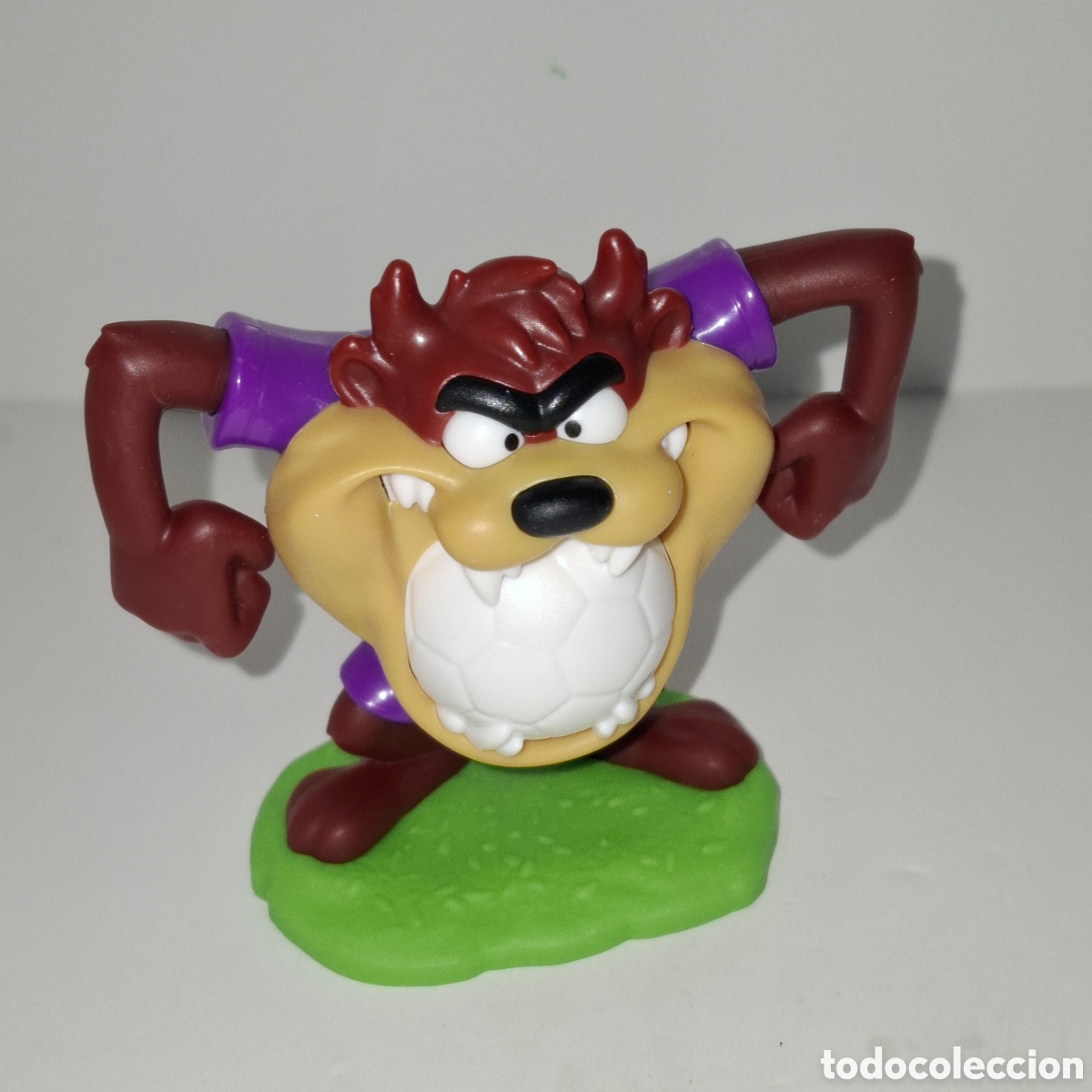 Figuras de goma y PVC: FIGURA PROMOCIONAL HAPPY MEAL BURGER KING DEMONIO DE TASMANIA JUGANDO AL FUTBOL LOONEY TUNES 2026