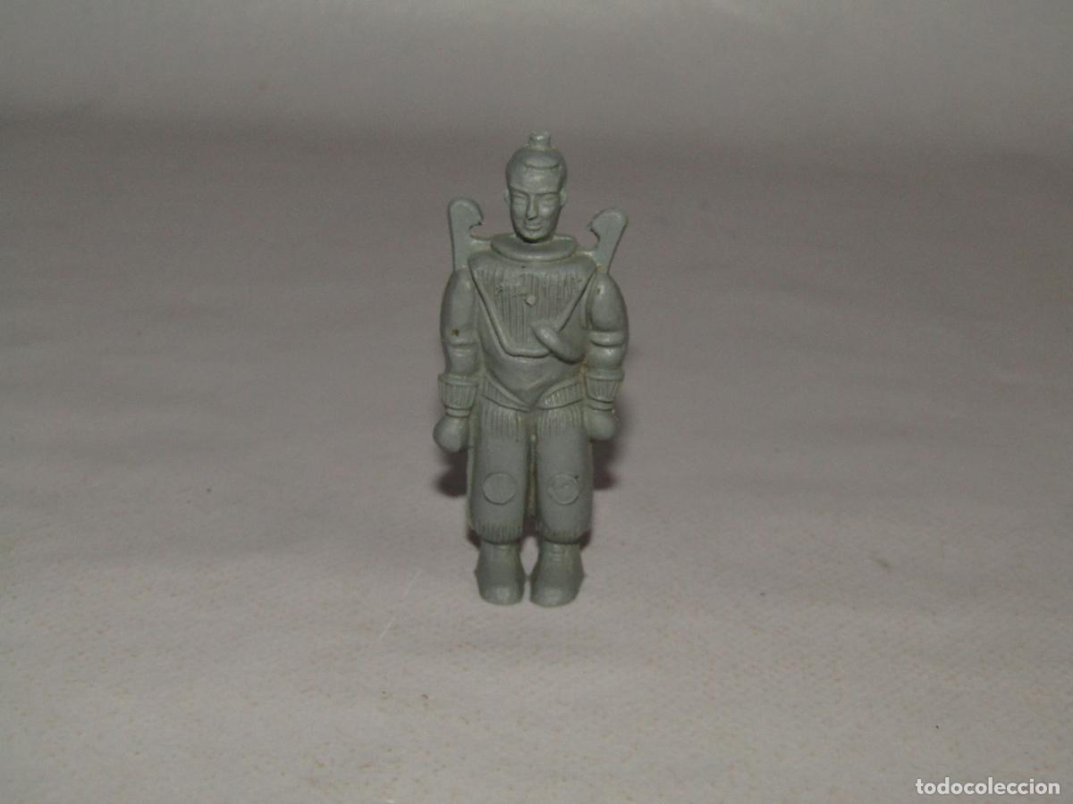 Figuras de goma y PVC: Antigua Figura Hombre del Espacio Astronauta en Pl&aacute;stico de COMANSI