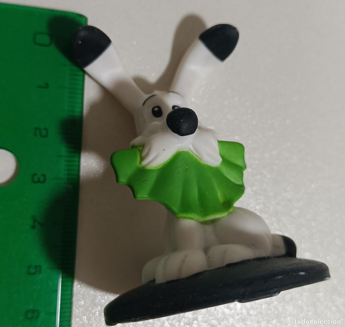 Figuras de goma y PVC: asterix figura personaje comic mu&ntilde;eco pvc goma promocional secundario perro idefix ideafix peana