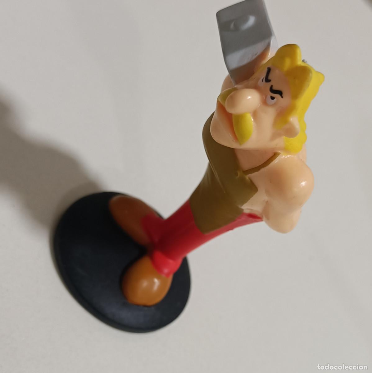 Figuras de goma y PVC: asterix figura personaje comic mu&ntilde;eco pvc goma promocional secundario herrero esautomatix peana