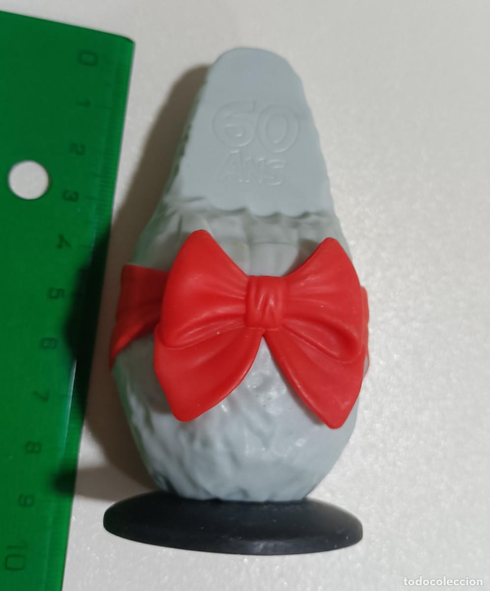 Figuras de goma y PVC: asterix figura personaje comic mu&ntilde;eco pvc goma promocional menhir regalo peana lazo