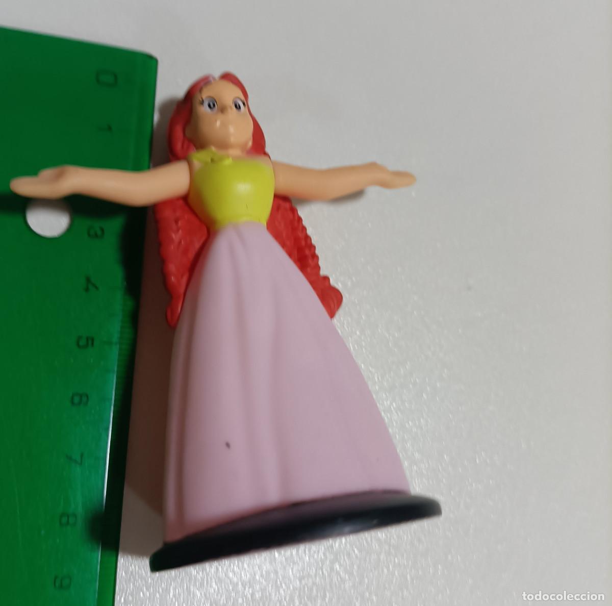 Figuras de goma y PVC: asterix figura personaje comic mu&ntilde;eco pvc goma promocional secundario Camomila pictos peana