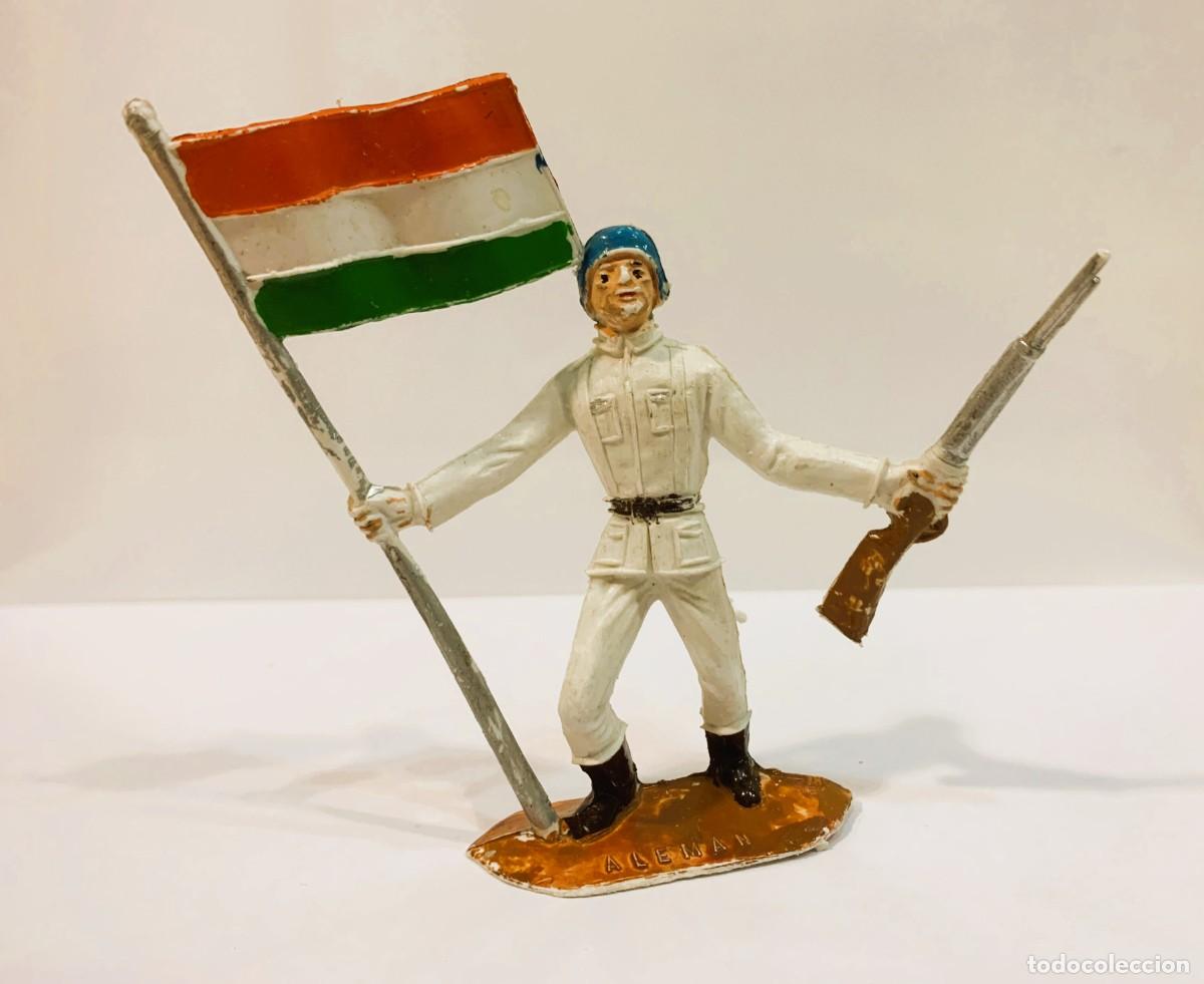 Figurines en Caoutchouc et PVC: FIGURA DEL EJ&Eacute;RCITO ALEM&Aacute;N PERO PINTADO COMO HIND&Uacute; (REF. 1050), DE SOLDADOS DEL MUNDO DE COMANSI