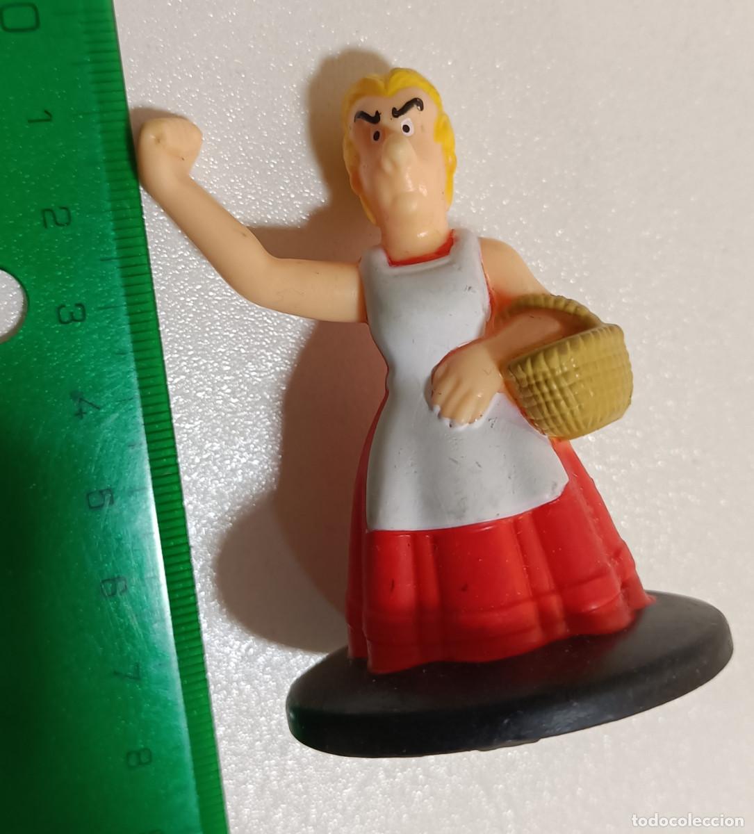Figuras de goma y PVC: peana asterix mcdonalds happy meal mu&ntilde;eco figura promocional mcdonald mc esautomatix herrero mujer