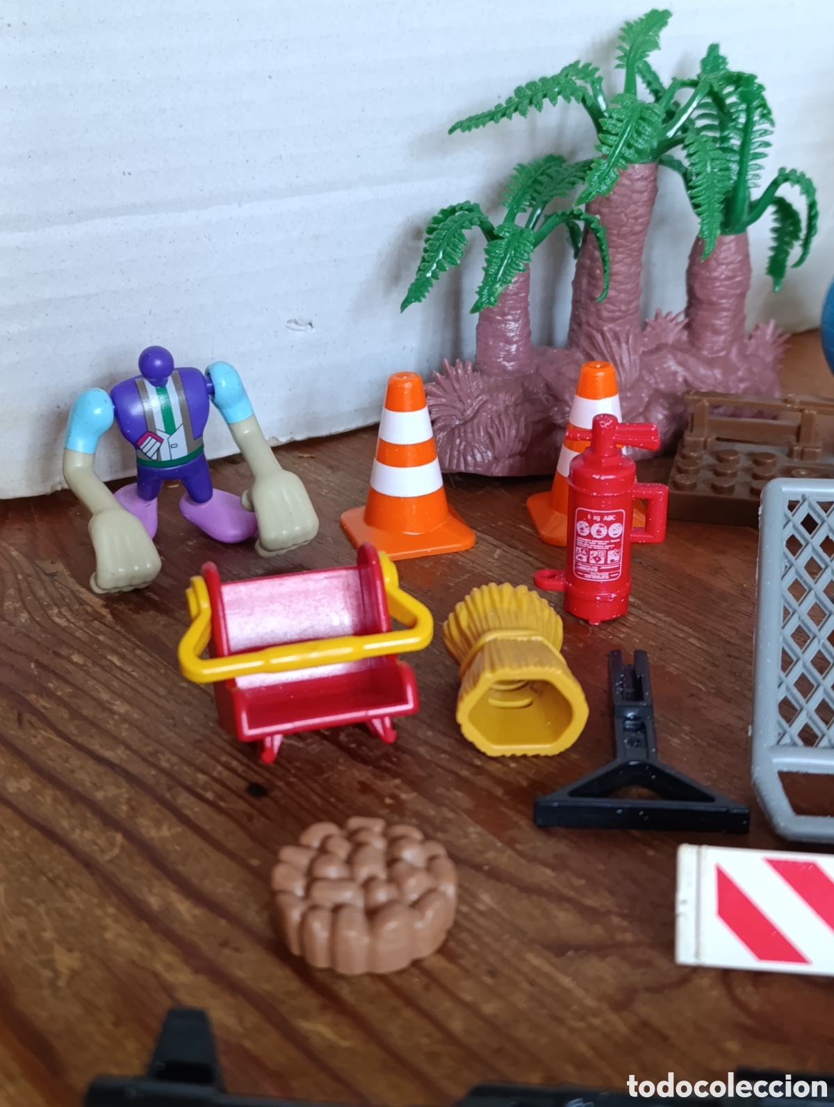 Figuras de goma y PVC: LOTE DE 31 FIGURITAS / DE COMPLEMENTOS / VARIADAS - Foto 5