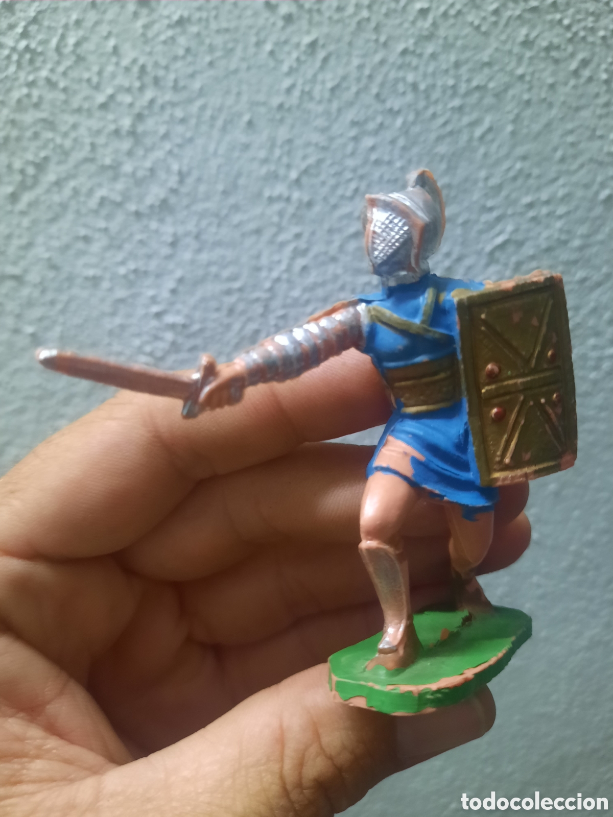 Figuras de goma y PVC: Soldado Gladiador Oliver
