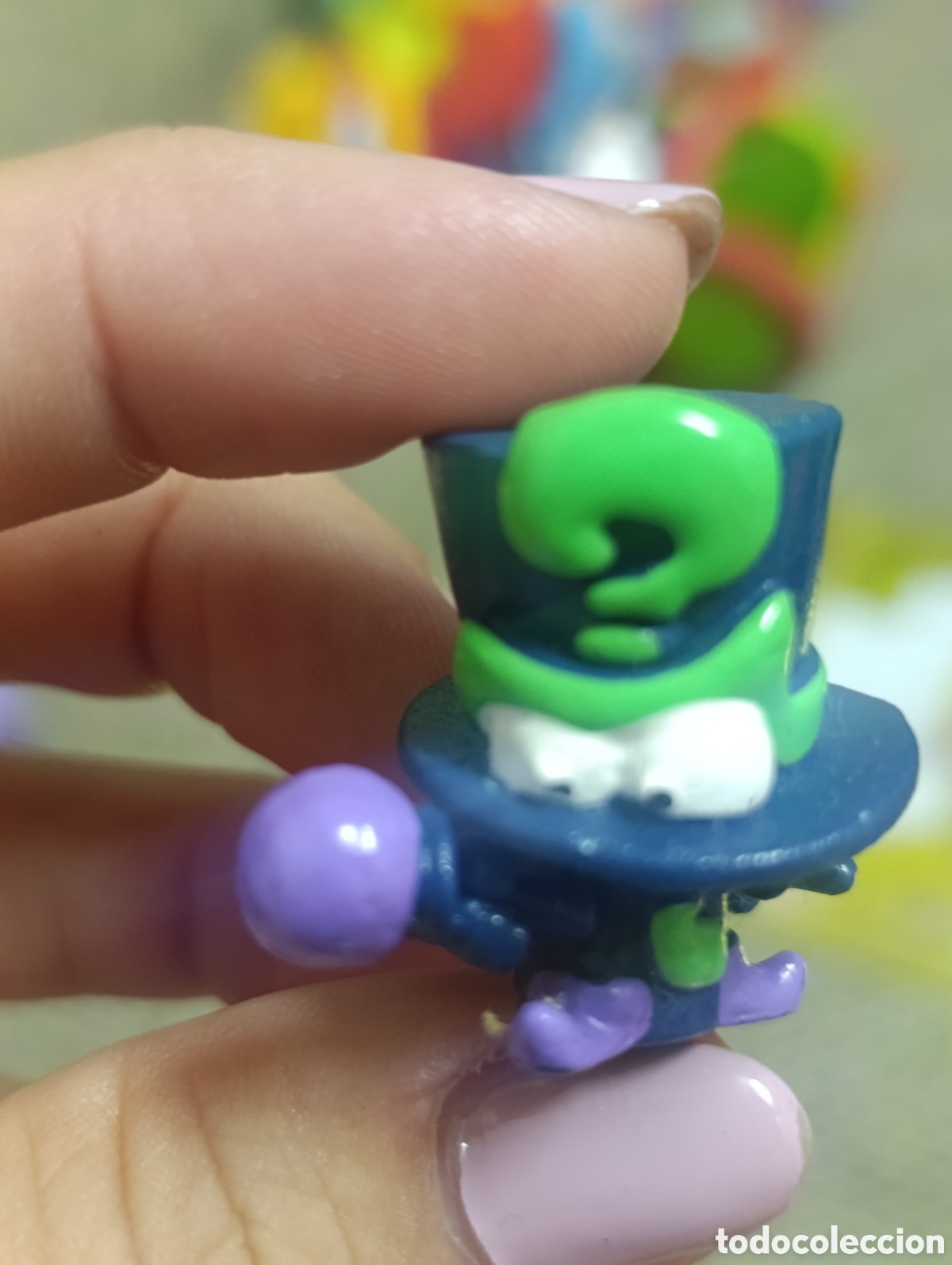Figuras de goma y PVC: Figura Enigma y su veh&iacute;culo