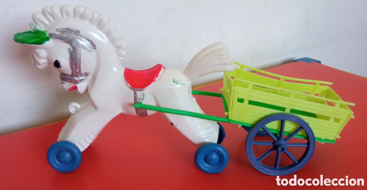 Rubber and PVC Figures: ARRASTRE CABALLITO CON CARRO.COLOMER 70'S.NUEVO.