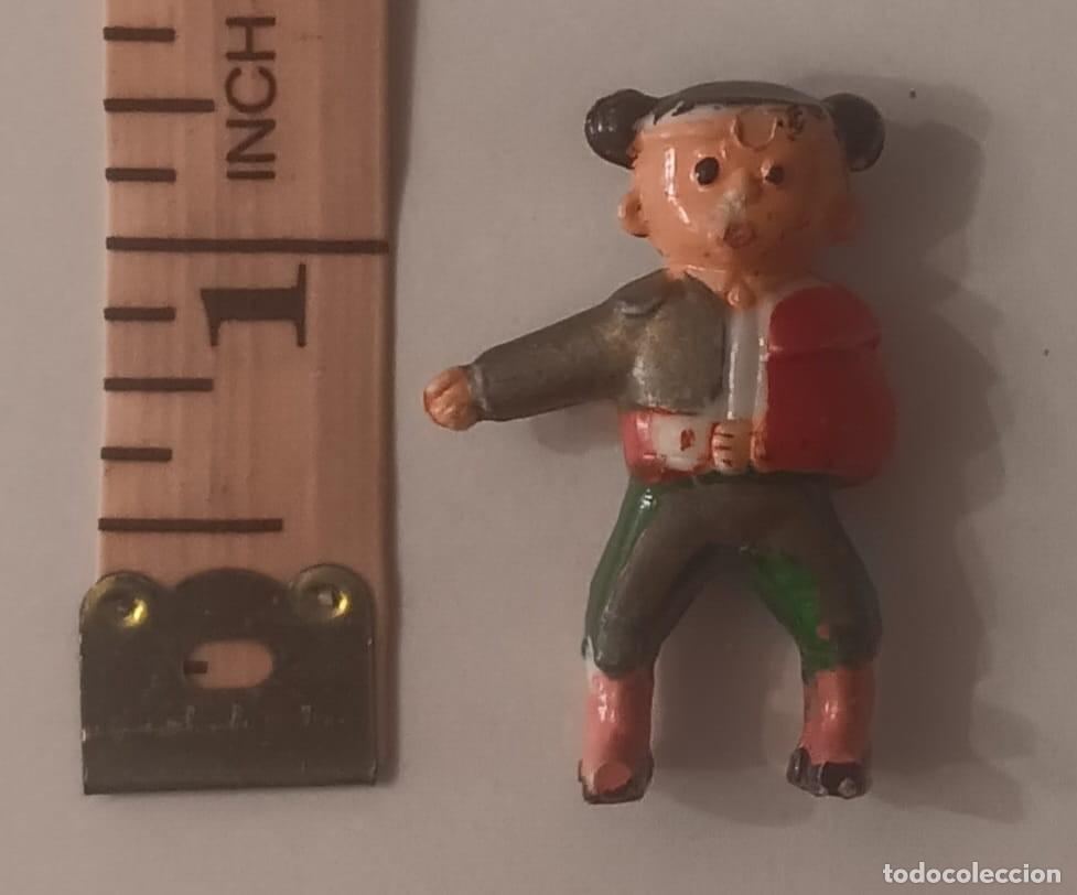 Figuras de goma y PVC: ANTIGUA FIGURA DE PLASTICO OPALINO ROSCON DE REYES TORERO A&Ntilde;OS 70