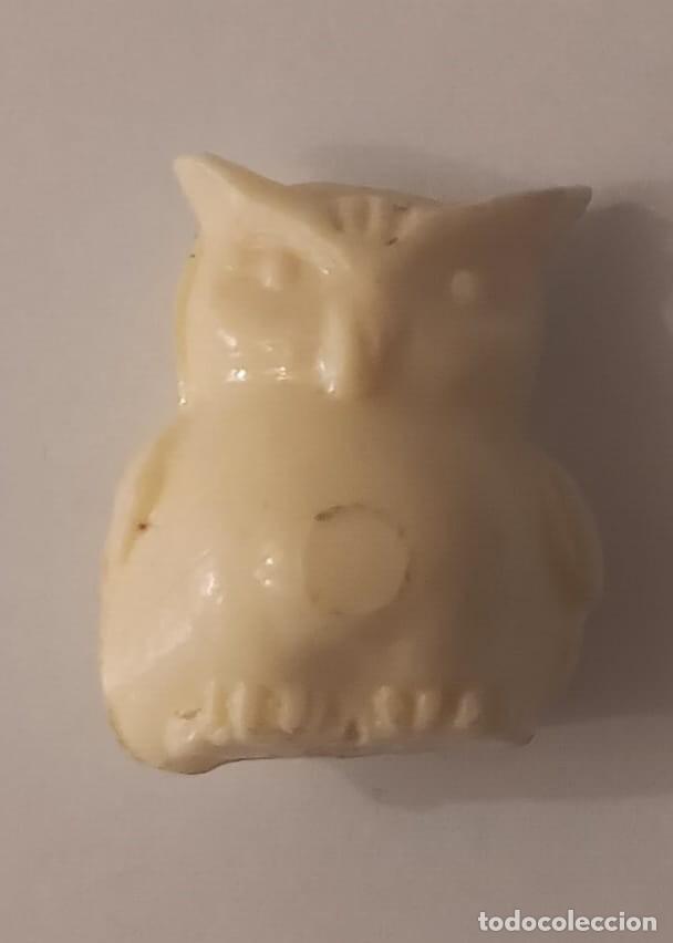 Figuras de goma y PVC: ANTIGUA FIGURA DE PLASTICO OPALINO ROSCON DE REYES FUTBOL ANIMALES BUHO A&Ntilde;OS 70
