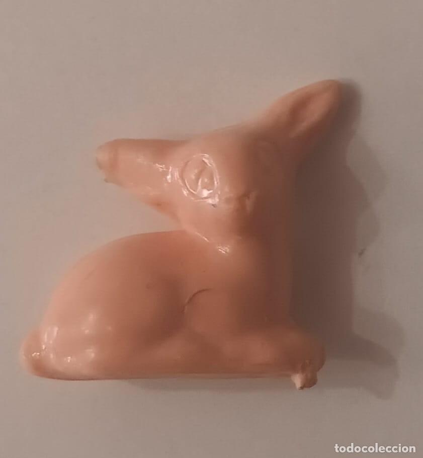Figuras de goma y PVC: ANTIGUA FIGURA DE PLASTICO OPALINO ROSCON DE REYES FUTBOL ANIMALES CIERVO CERVATILLO A&Ntilde;OS 70