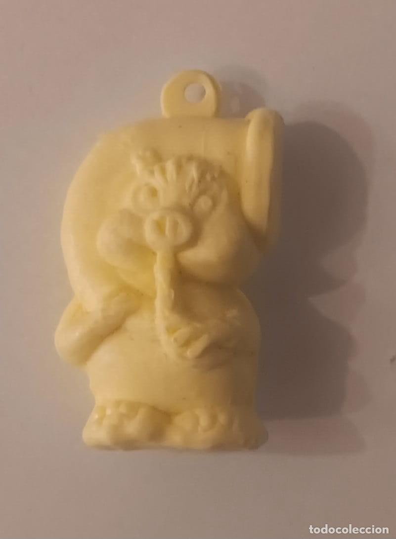 Figuras de goma y PVC: ANTIGUA FIGURA DE PLASTICO ROSCON DE REYES FUTBOL ANIMALES MUSICOS A&Ntilde;OS 70