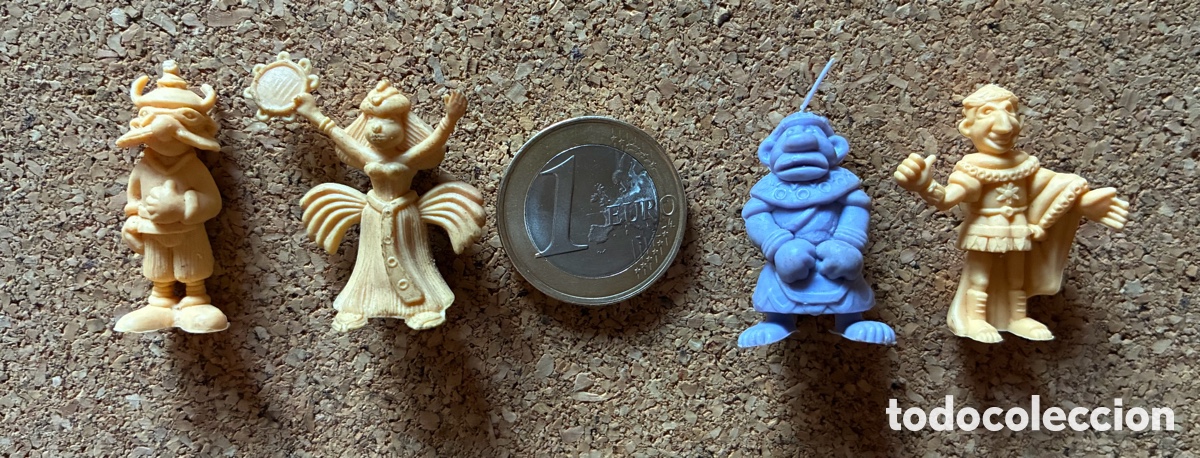 Figuras de goma y PVC: Lote figuras PVC Dunkin. Asterix. Peque&ntilde;as