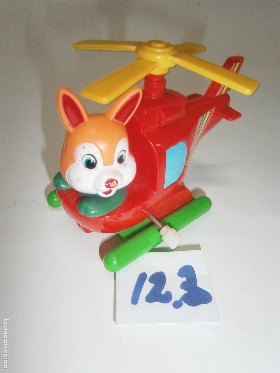 Figuras de goma y PVC: HELICOPTERO A CUERDA CON CONEJO DE PILOTO - Foto 2