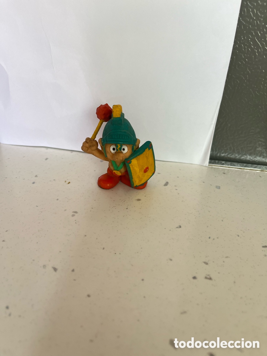 Figurines en Caoutchouc et PVC: Antiguo mu&ntilde;eco, PVC, pitufo, gladiador