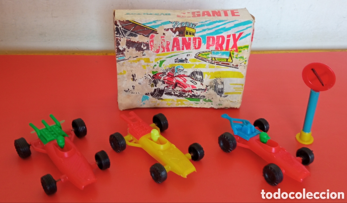 Figuras de goma y PVC: CAJA SORPRESA BARATIJAS GRAND PRIX.NACIONAL 70'S.SIN USO.